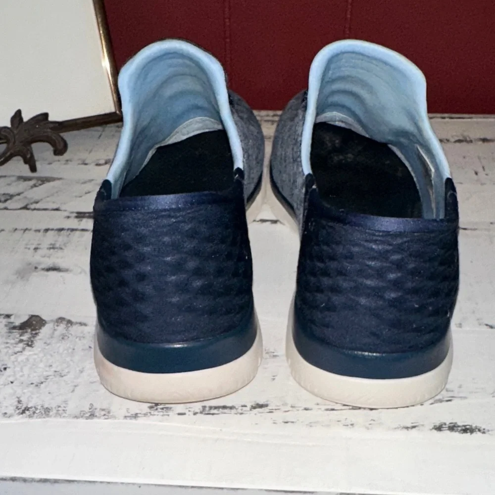 Skechers Women's Slip-Ins Navy Knit Walking Shoes - Picture 5 of 5